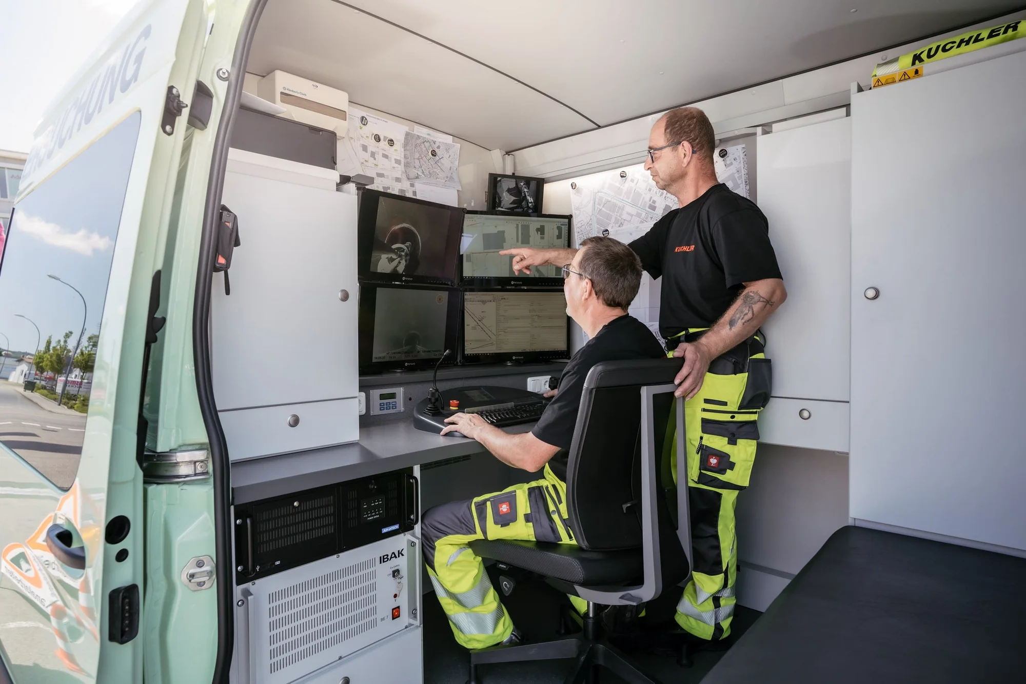 Ablauf von Saugbaggerarbeiten in Mannheim